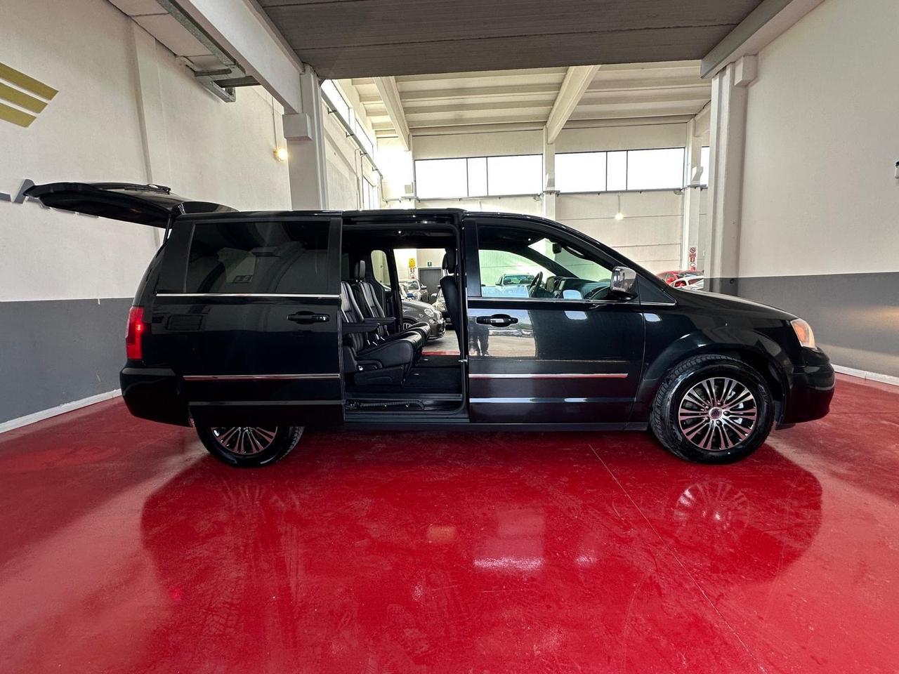 Lancia Voyager 2.8 Turbodiesel S 177 CV