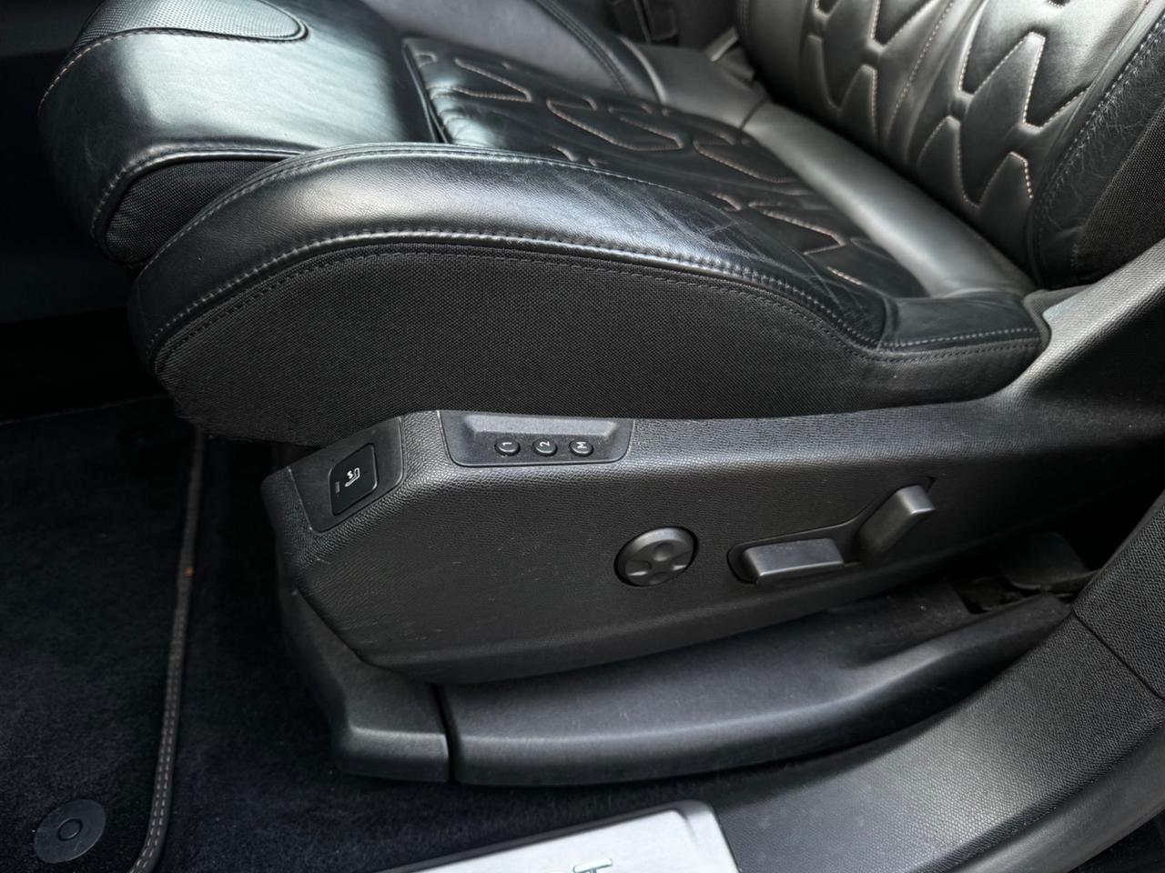 Peugeot 3008 2.0 DIESEL 180 CV GT FULL OPTIONAL