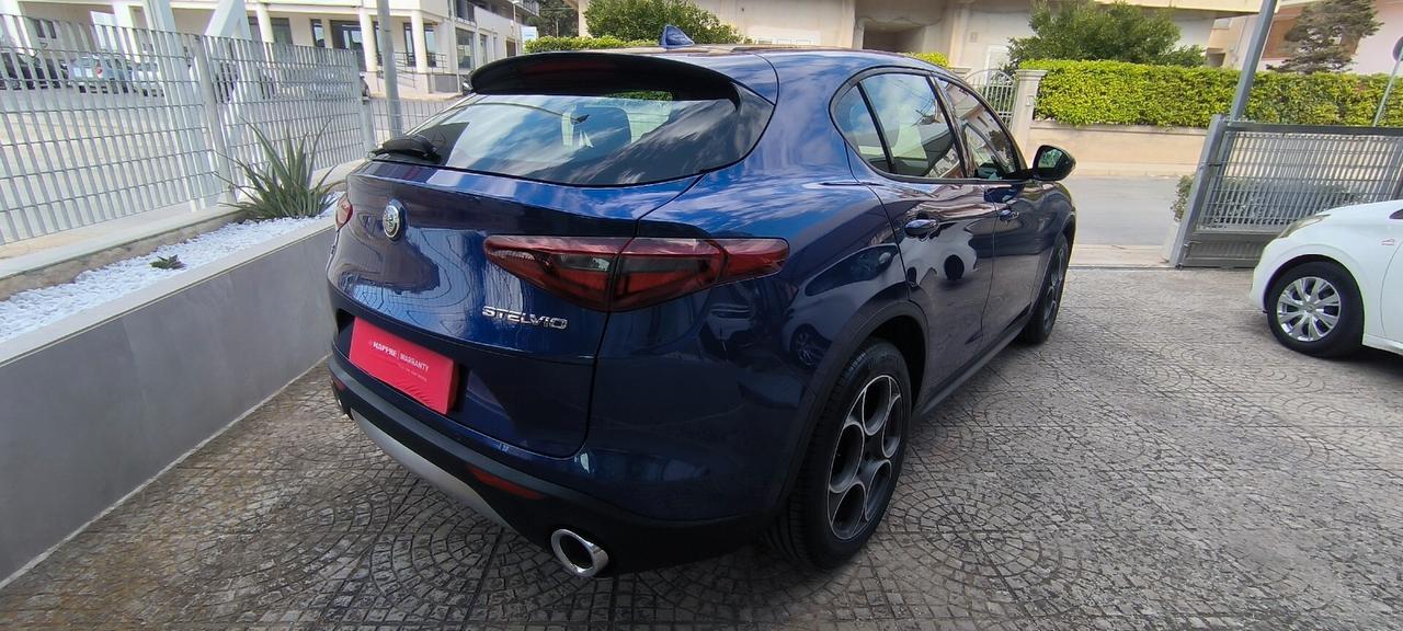 Alfa Romeo Stelvio 2.2 Turbodiesel 190 CV AT8 Q4 Sprint