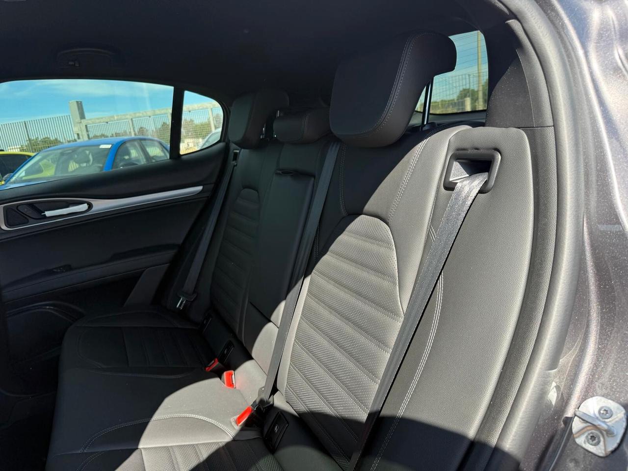 Alfa Romeo Stelvio 2.2 Turbodiesel 210 CV AT8 Q4 Veloce