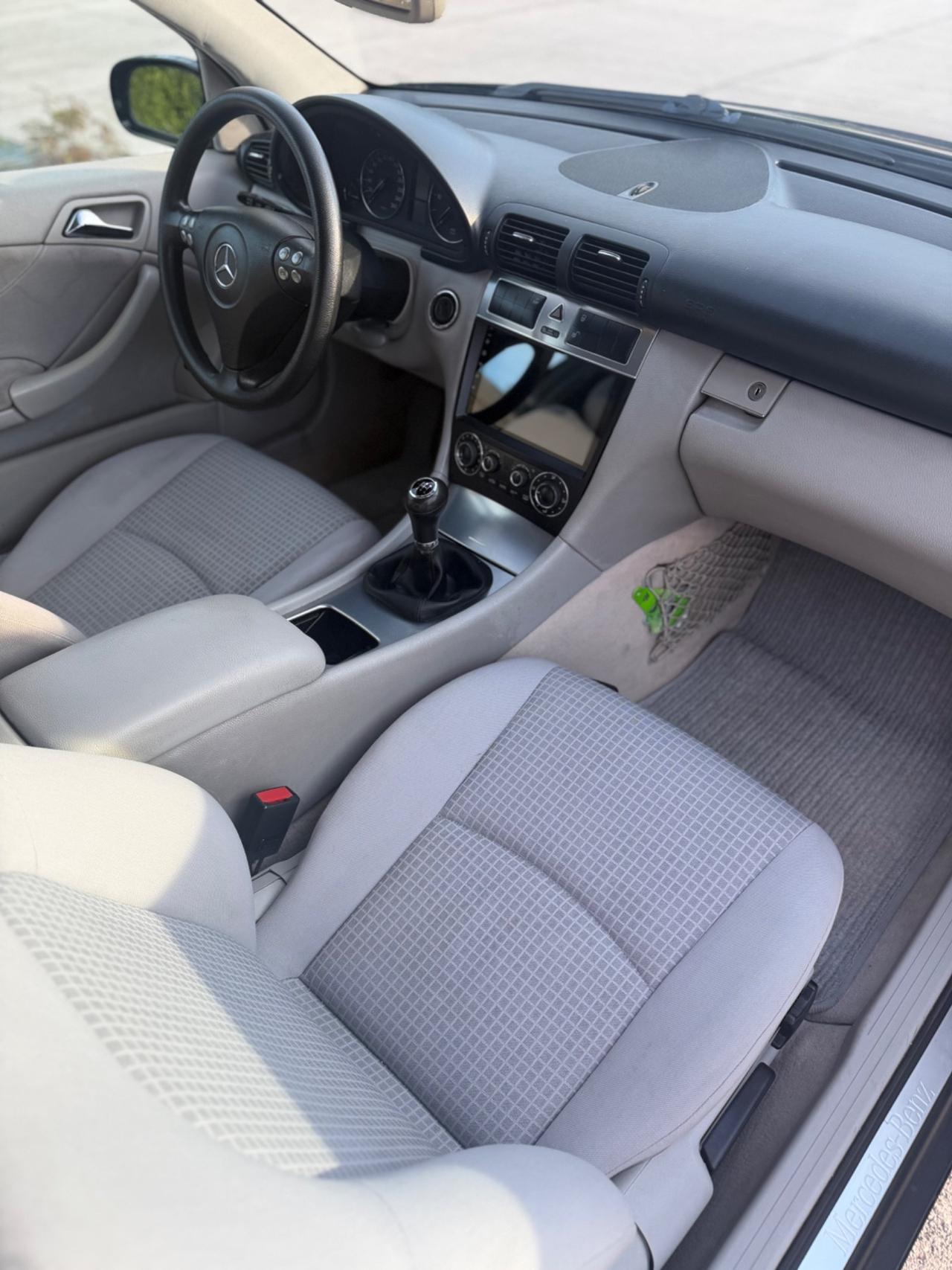 Mercedes-benz C 200 220 CDI cat Sportcoupé Elegance