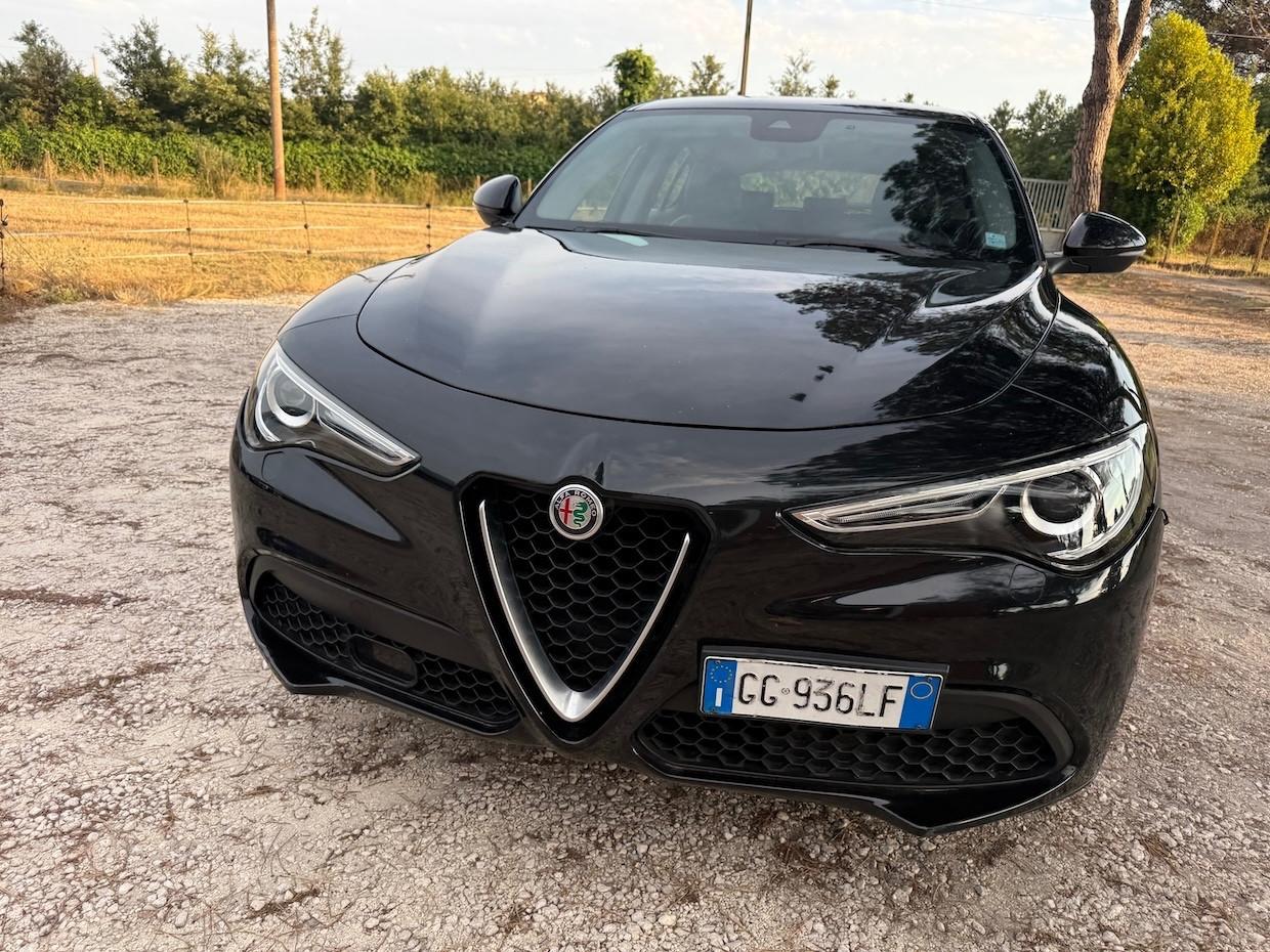 Alfa Romeo Stelvio 2.2 Turbodiesel 190 CV AT8 Q4 Sprint