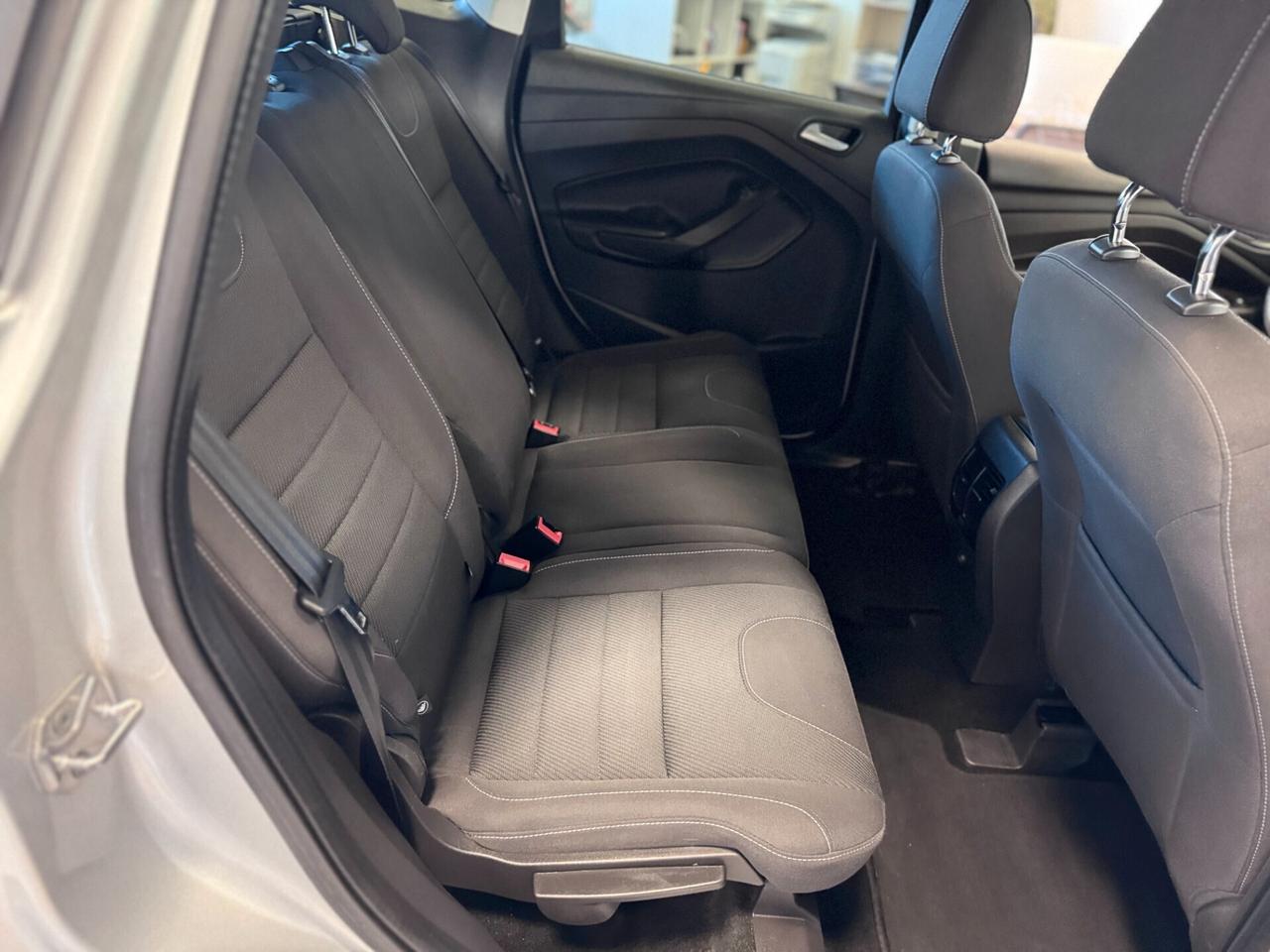 Ford Kuga 2.0 TDCI 115 CV 2WD Titanium