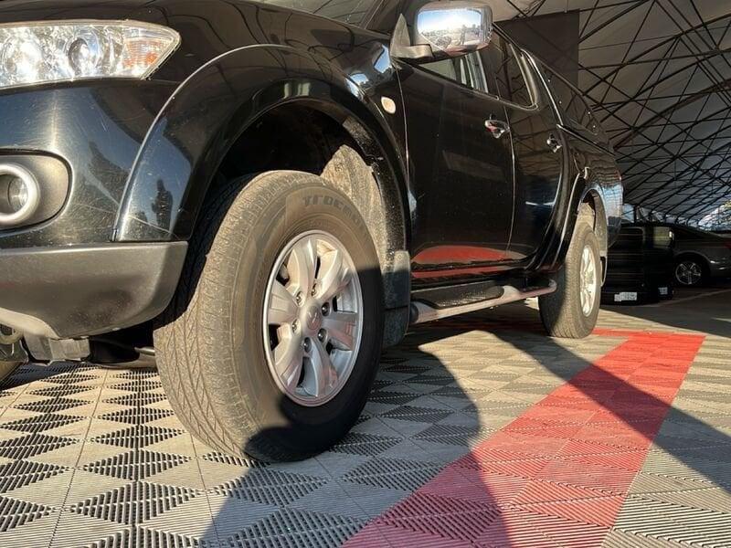 Mitsubishi L200 2.5 DI-D/136CV Club Cab Invite DPF