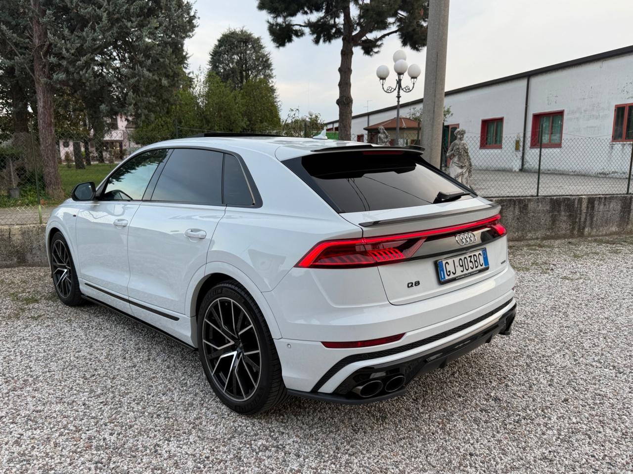 Audi Q8 50 TDI 286 CV quattro tiptronic Sport