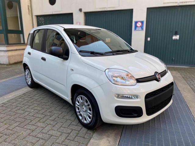 FIAT Panda 1.0 ICON Hybrid CAR PLAY 5"POSTO-SENSORI