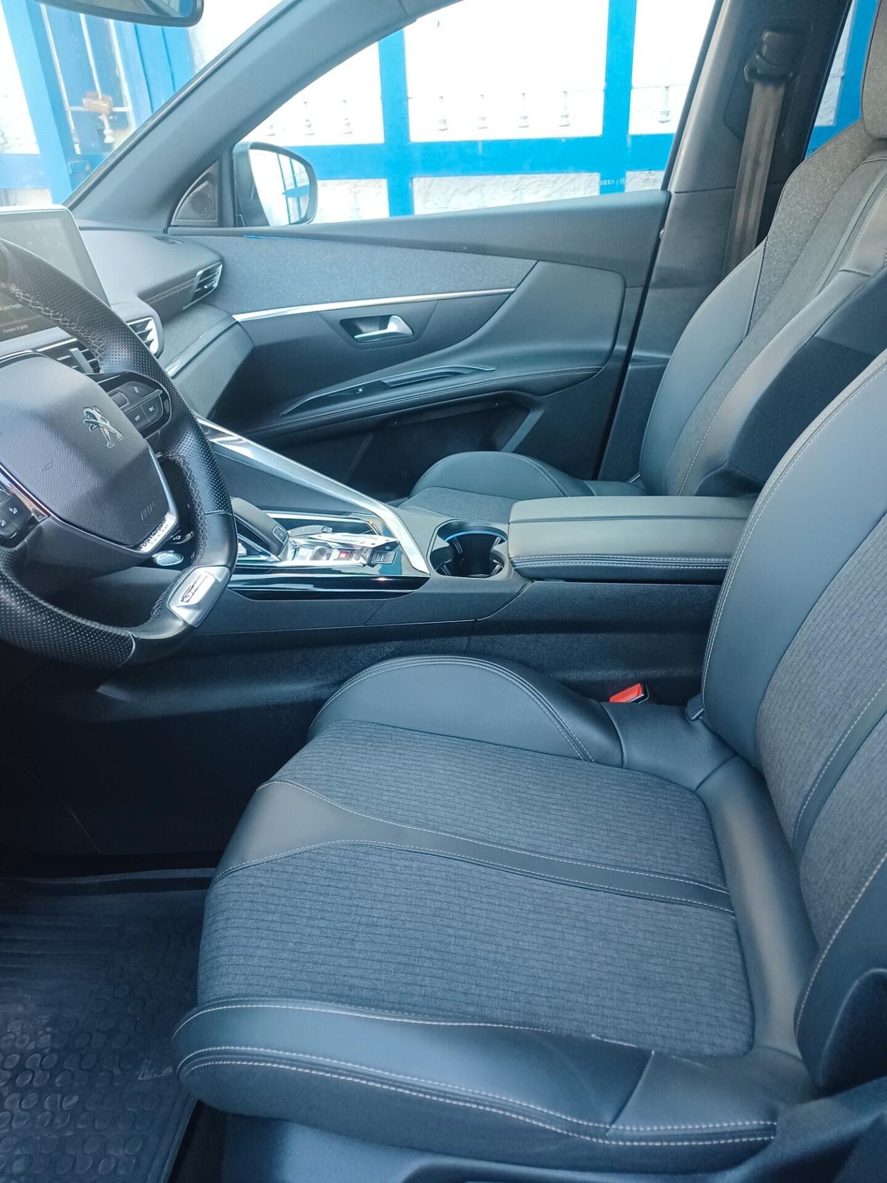 Peugeot 5008 1.5 HDi EAT 8 GT LINE 7 POSTI N1