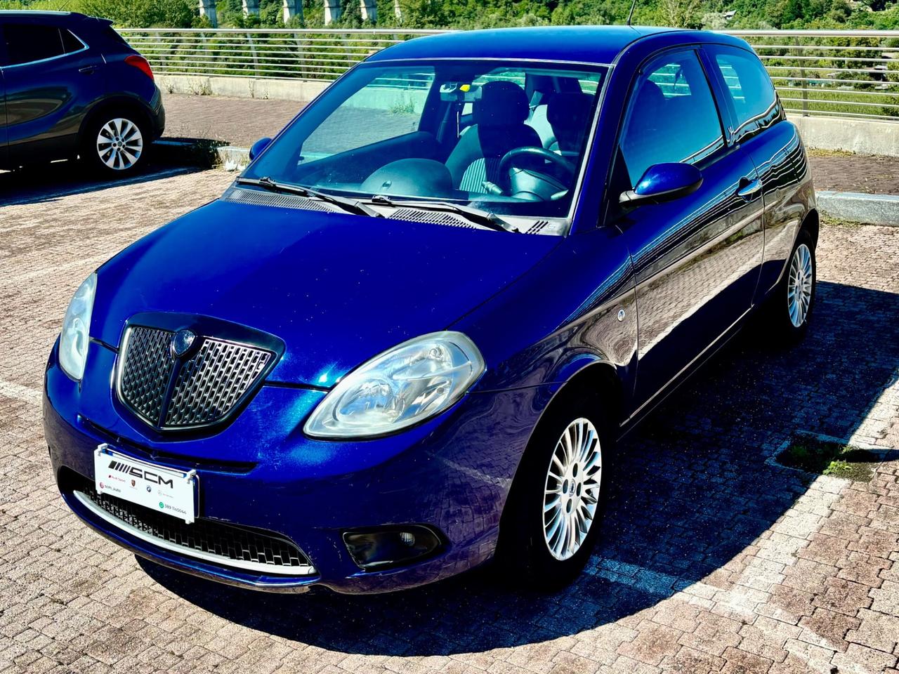 Lancia Ypsilon 1.3 MJT 90 CV Platino Catena nuova