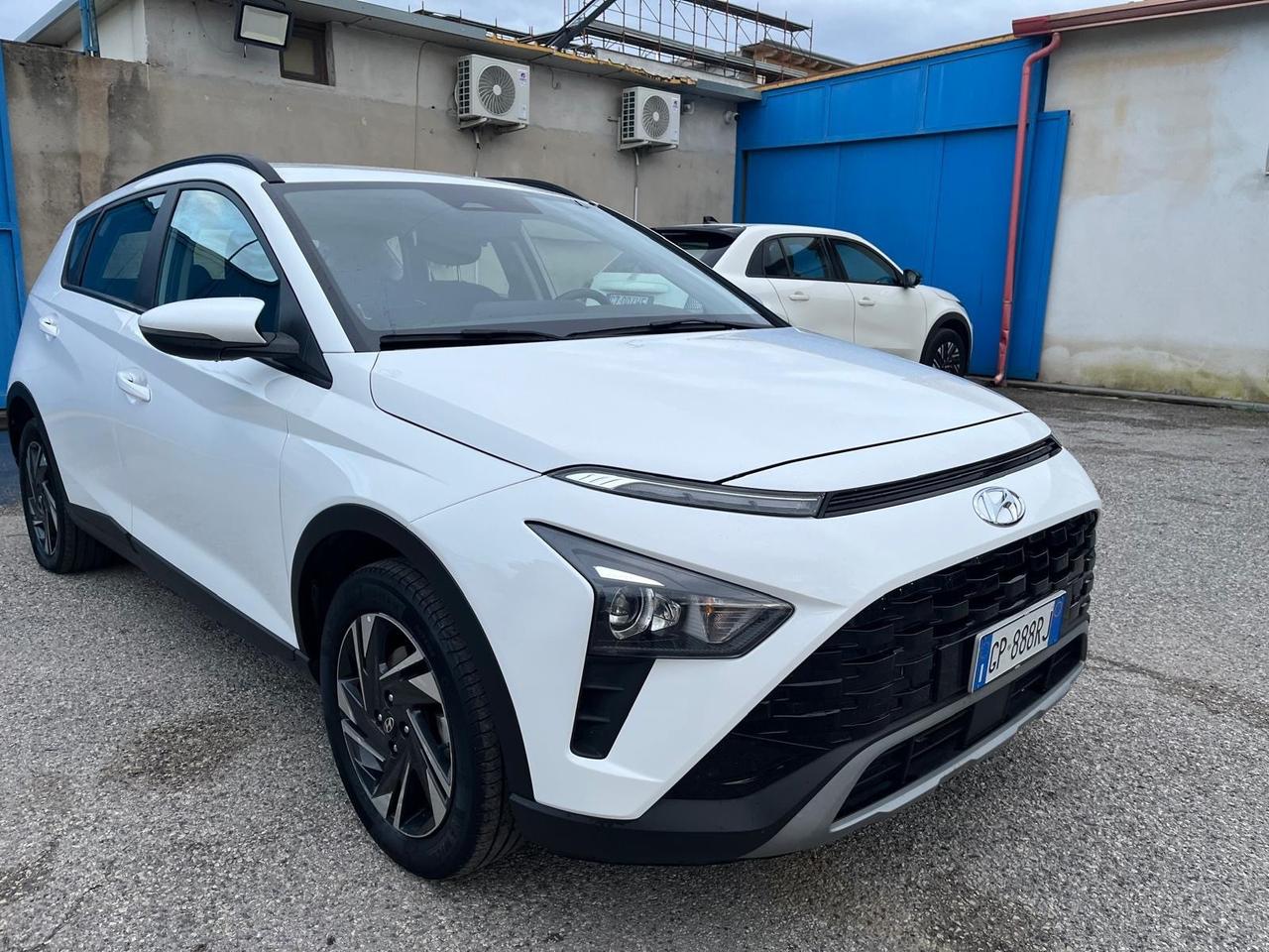 Hyundai bayon 1.2 hpi/benz-xline-full-2023