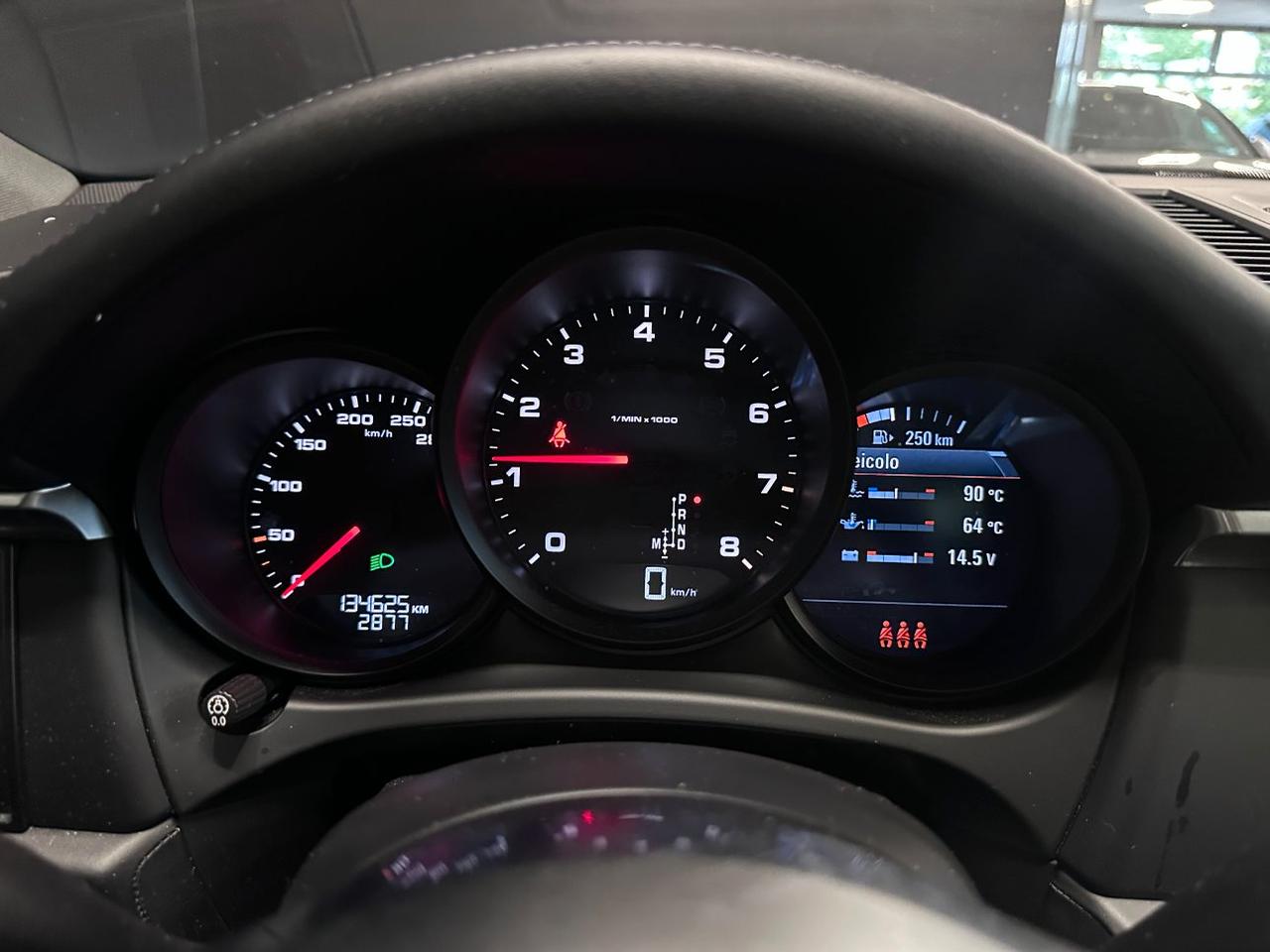 Porsche Macan 2.0 245cv pdk