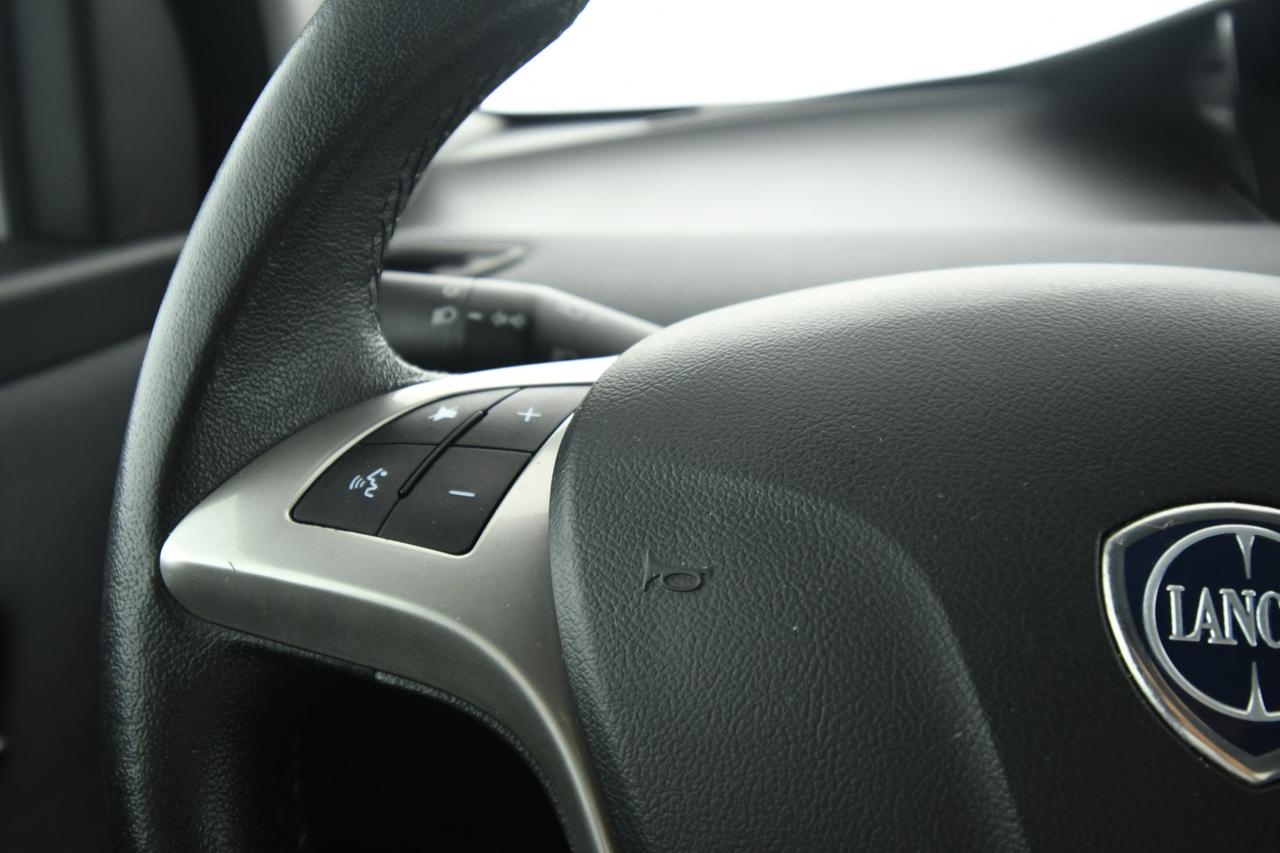 LANCIA Ypsilon 1.0 firefly hybrid Gold s&s 70cv APP CONNECT+NEOPATENTATI