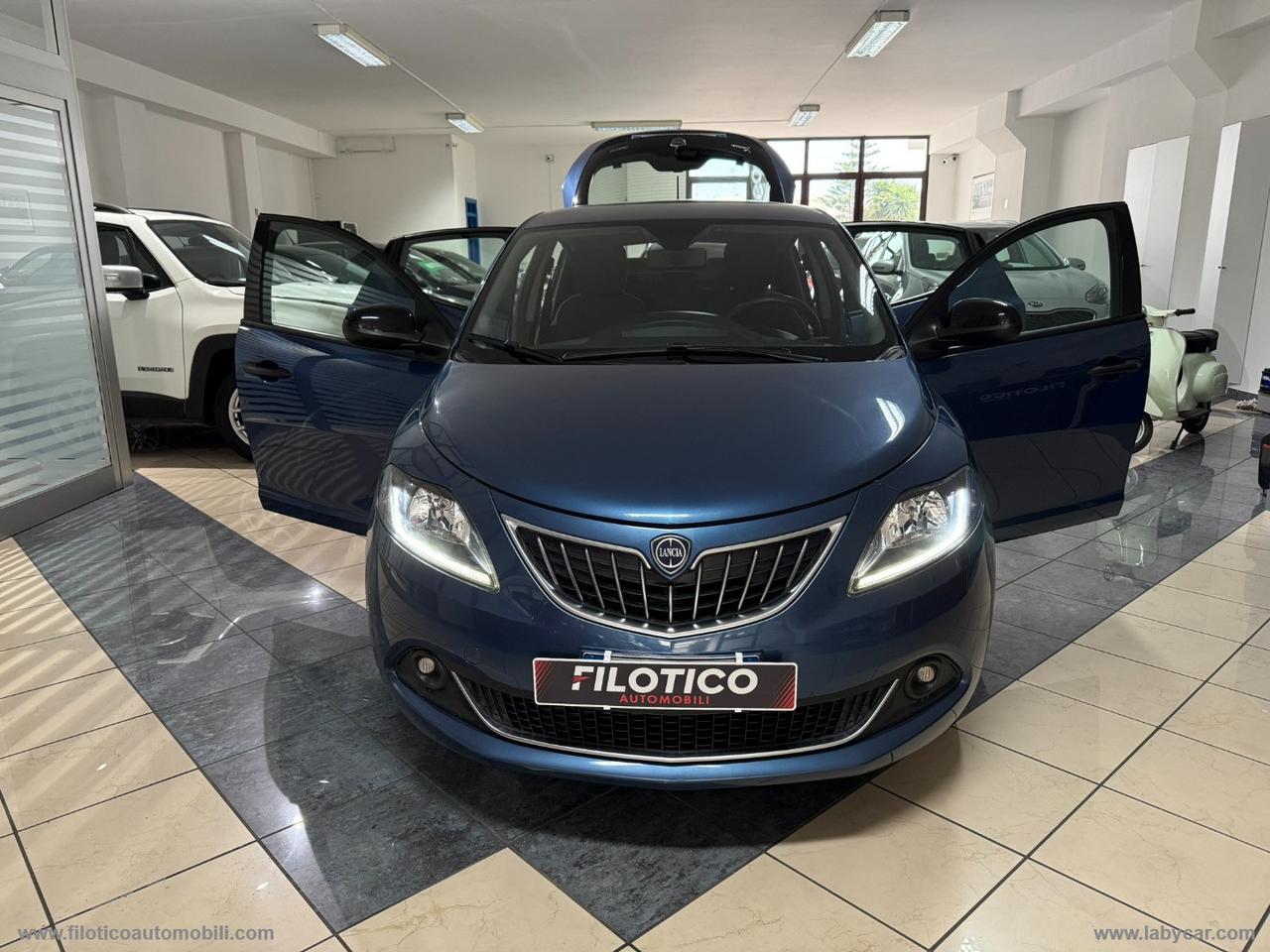 LANCIA Ypsilon 1.0 FireFly 5p.S&S Hybryd Gold CARPLAY - KIT 5 POSTO - SENSORI DI PARCHEGGIO