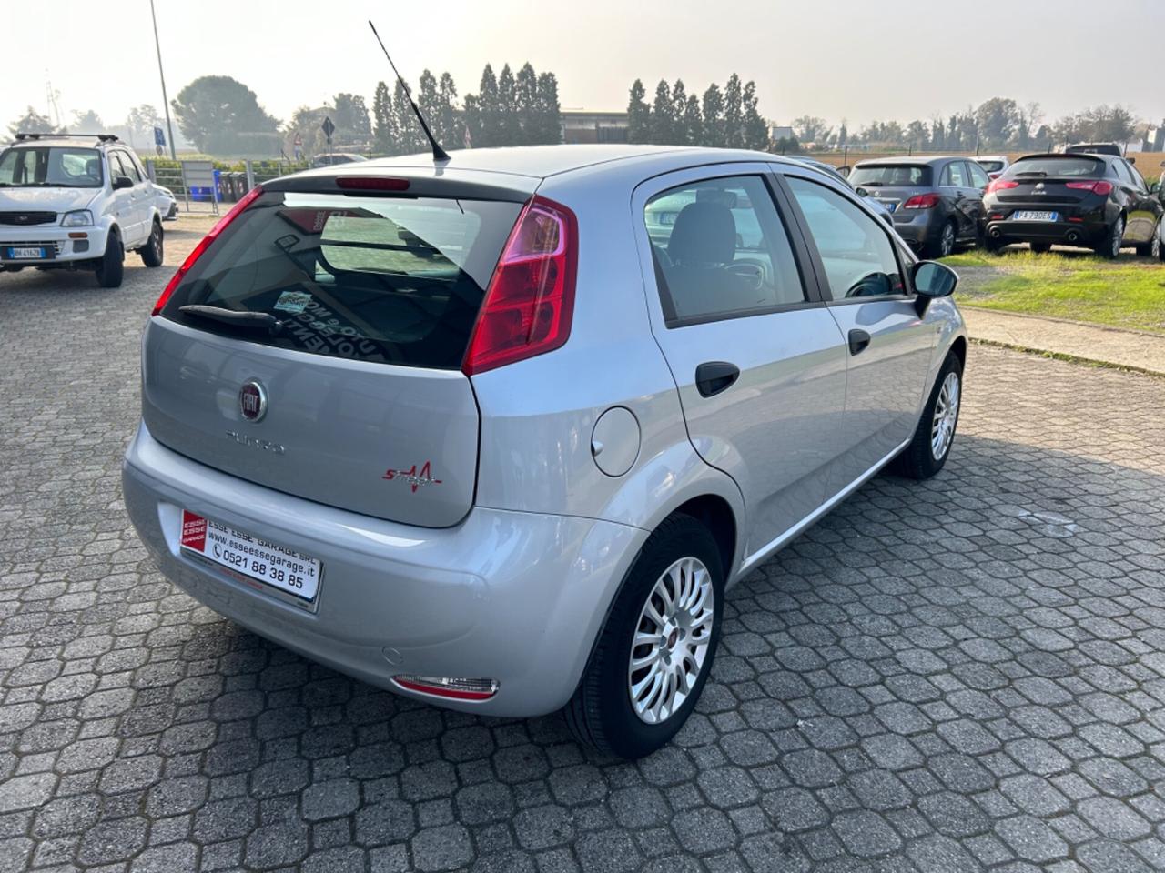 Fiat Punto 1.4 8V 5 porte| AUTOCARRO