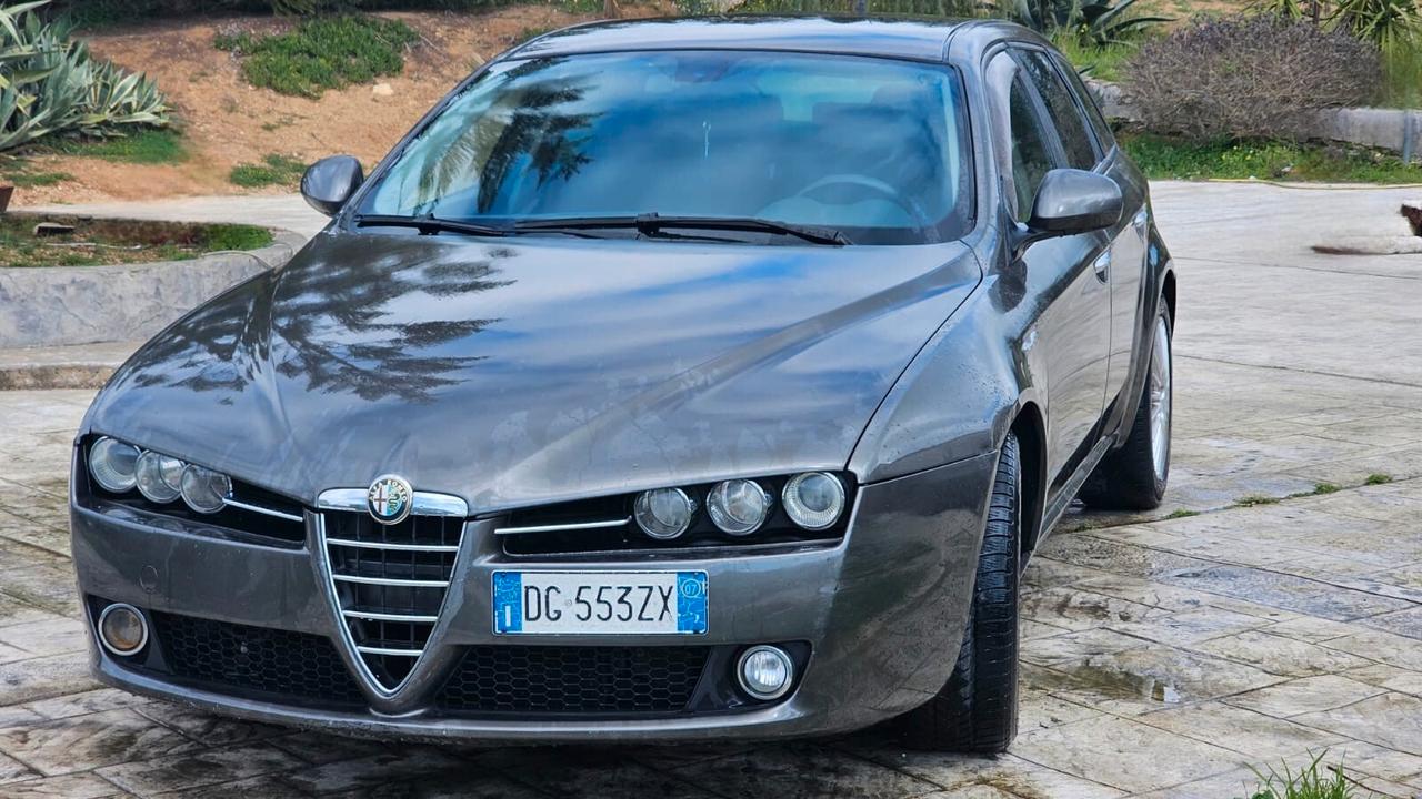 Alfa Romeo 159 1.9 JTDm Sportwagon