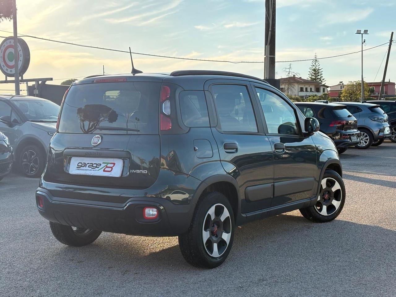 Fiat Panda CITY Cross 1.0 FireFly S&S Hybrid