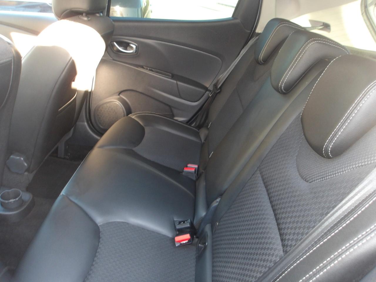 RENAULT CLIO 0.9 B/GPL(CASA MADRE)-MOSCHINO