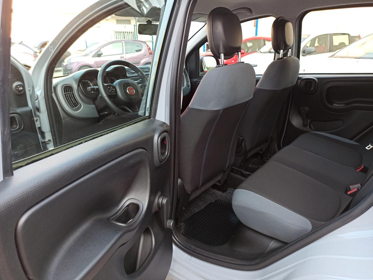 Fiat Panda 1.2 69 cv S&S Connected by Wind