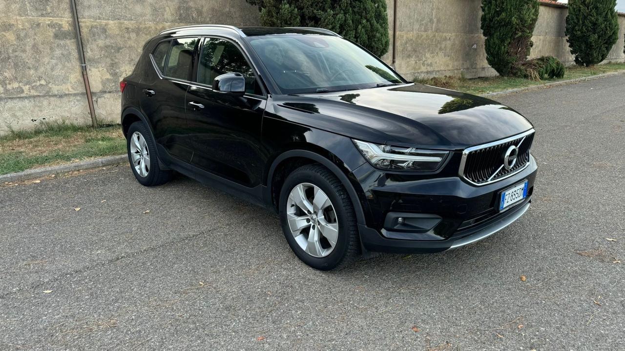 Volvo XC40 D3 Momentum