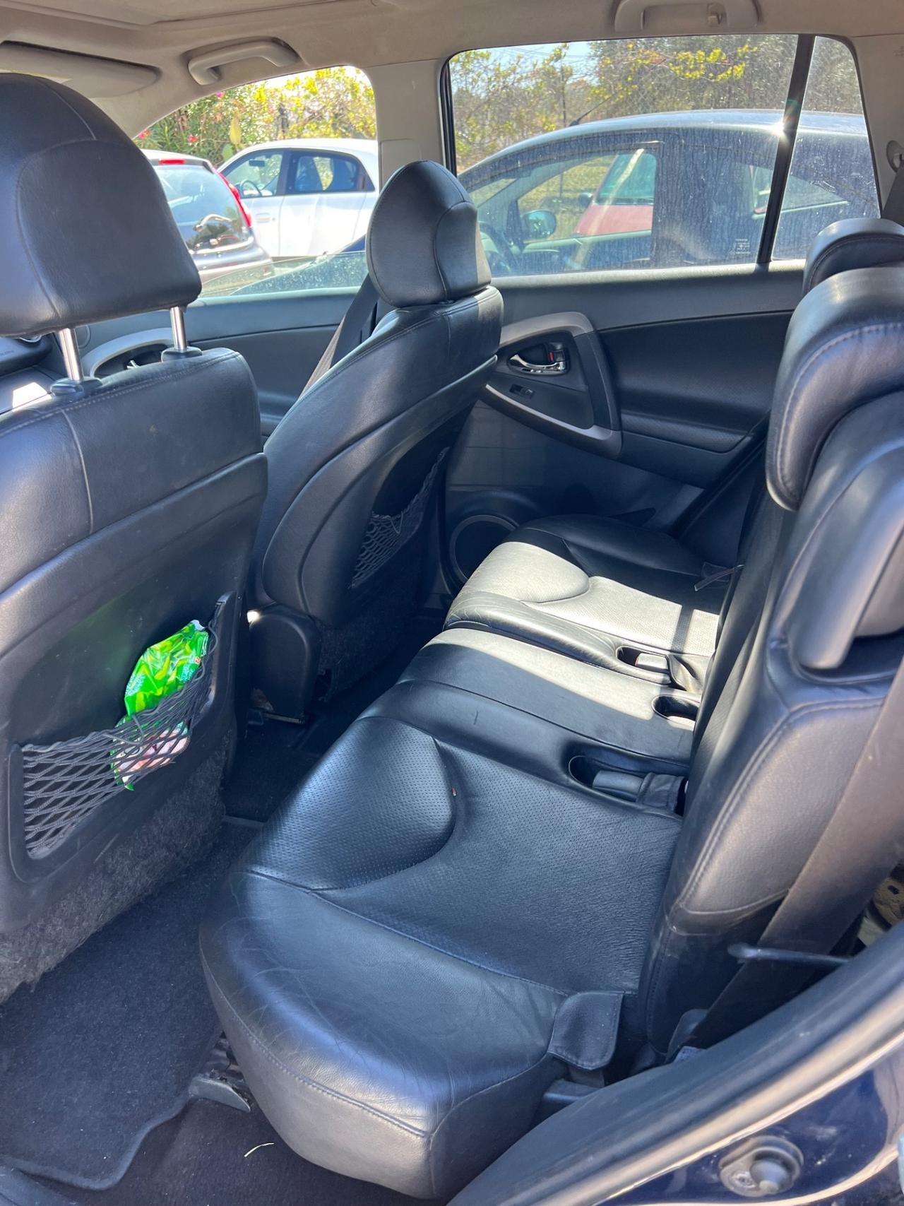 Toyota RAV 4 RAV4 2.2 D-4D 177 CV Luxury