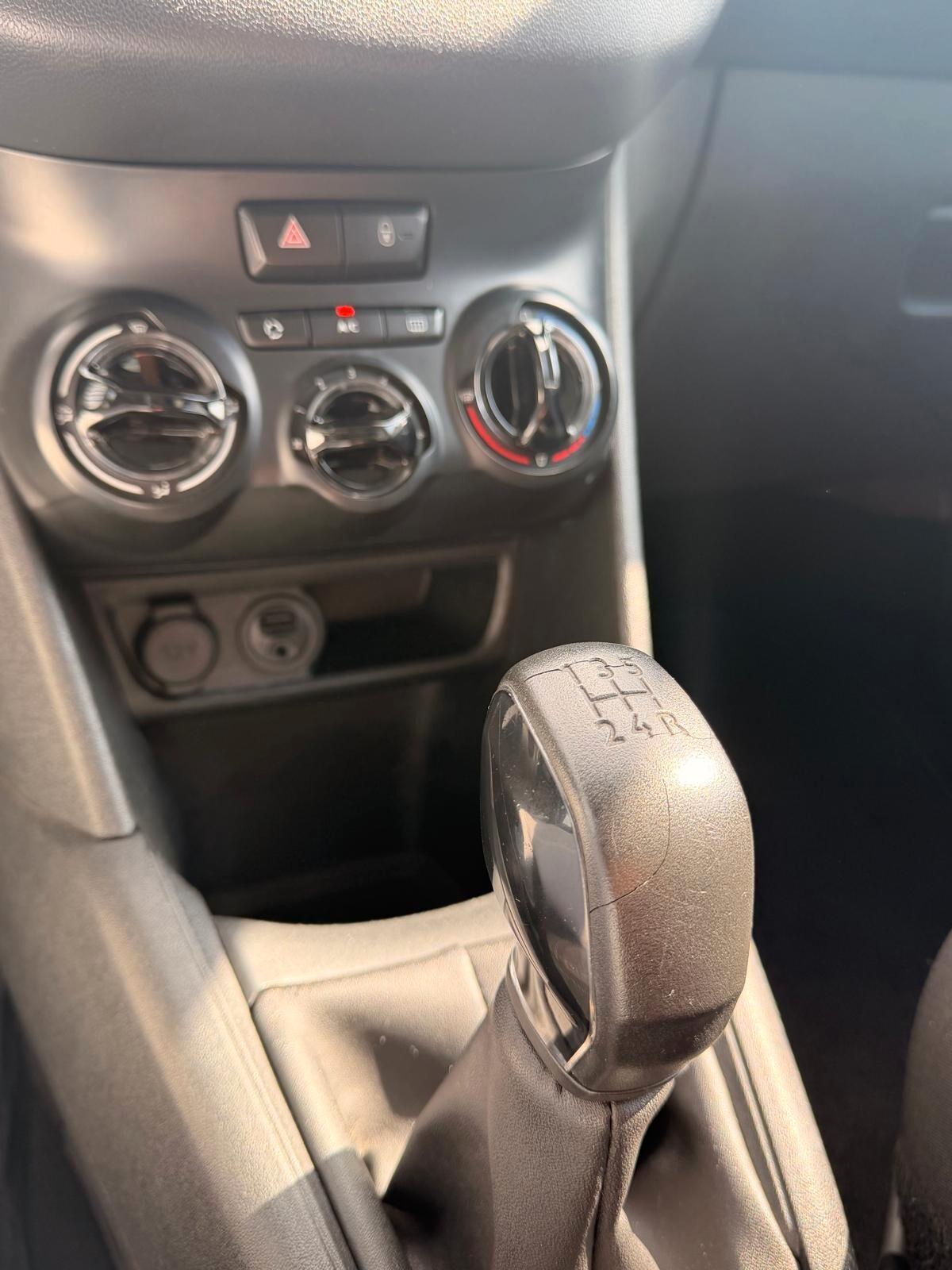 Peugeot 208 1.0 Benzina – 68 CV – Uniproprietario