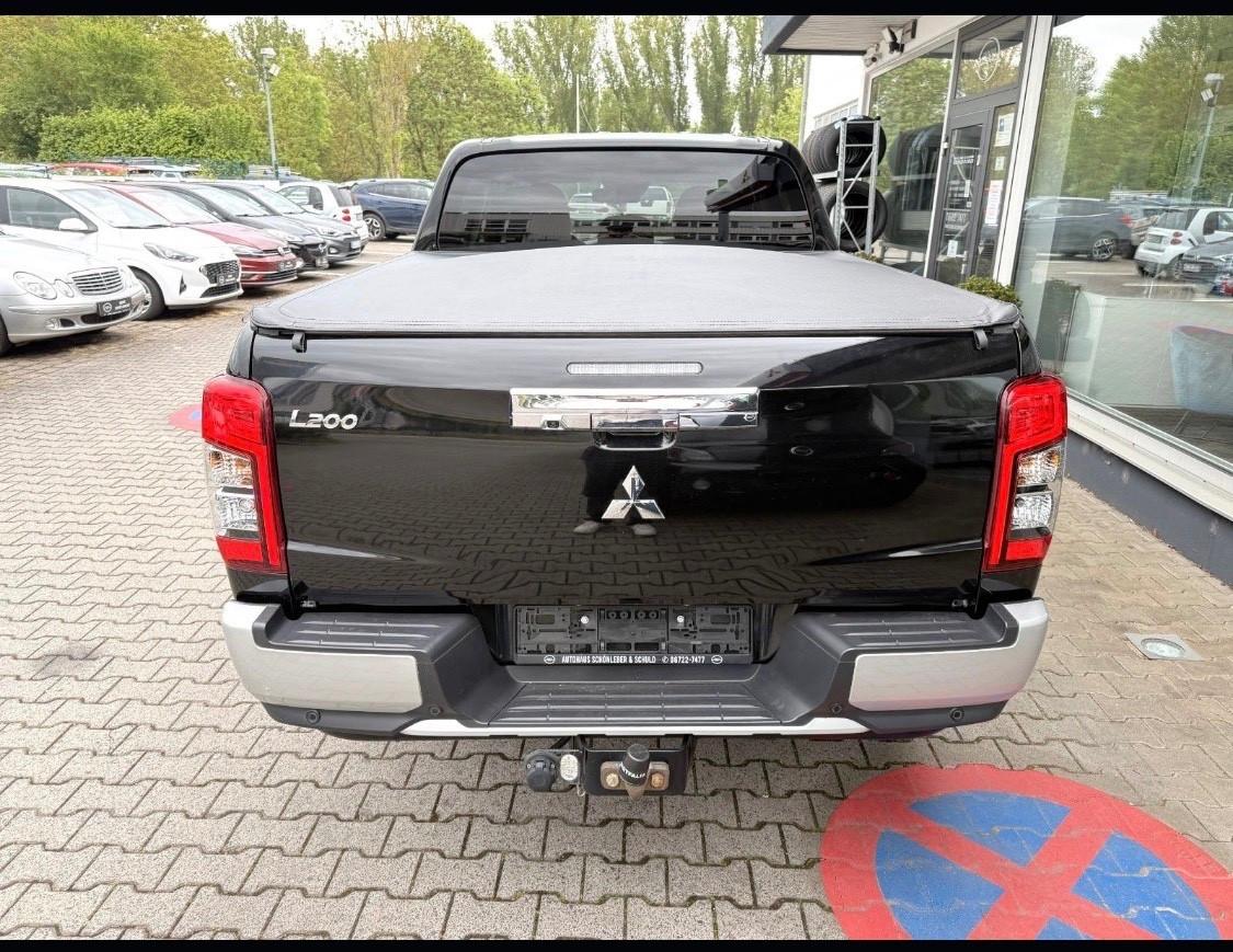 Mitsubishi L200 2.3 D Double Cab 4x4 Super Select Diamond