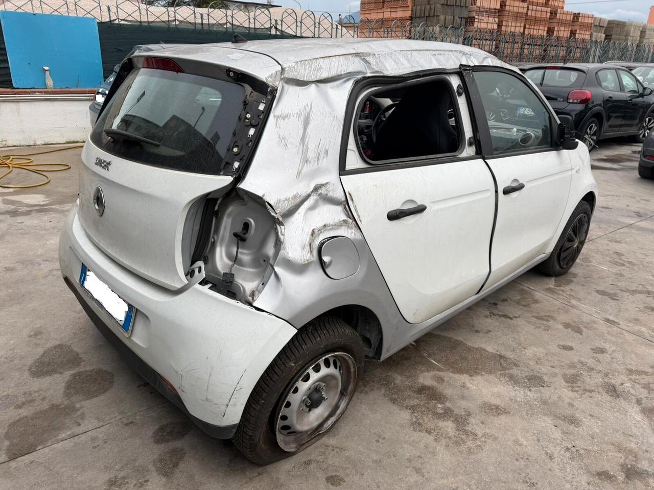 Smart ForFour 1,0 sinistrato - 2017