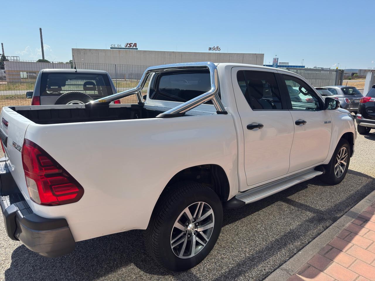 Toyota Hilux 2.4 D-4D 4WD Executive IVA ESP.