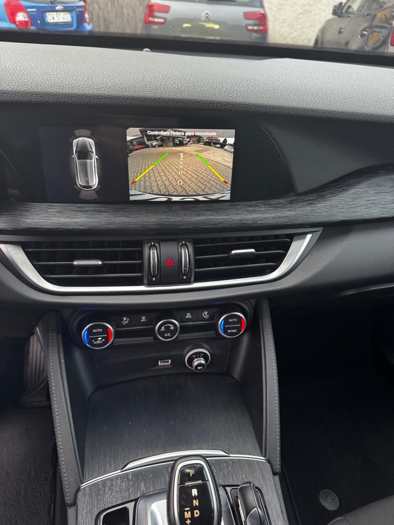 Alfa Romeo Stelvio 2.2 Turbodiesel 190 CV AT8 Q4 Business