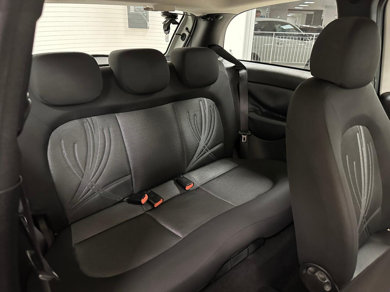 Lancia Ypsilon 1.2 69 CV Unyca - 2011