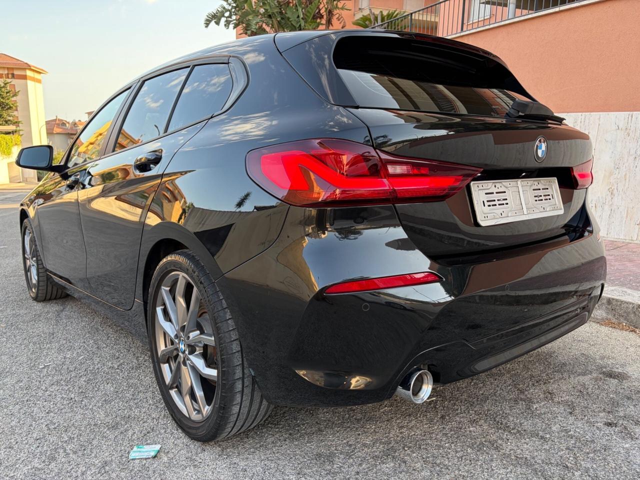 Bmw 116 116d sport strafull !!!