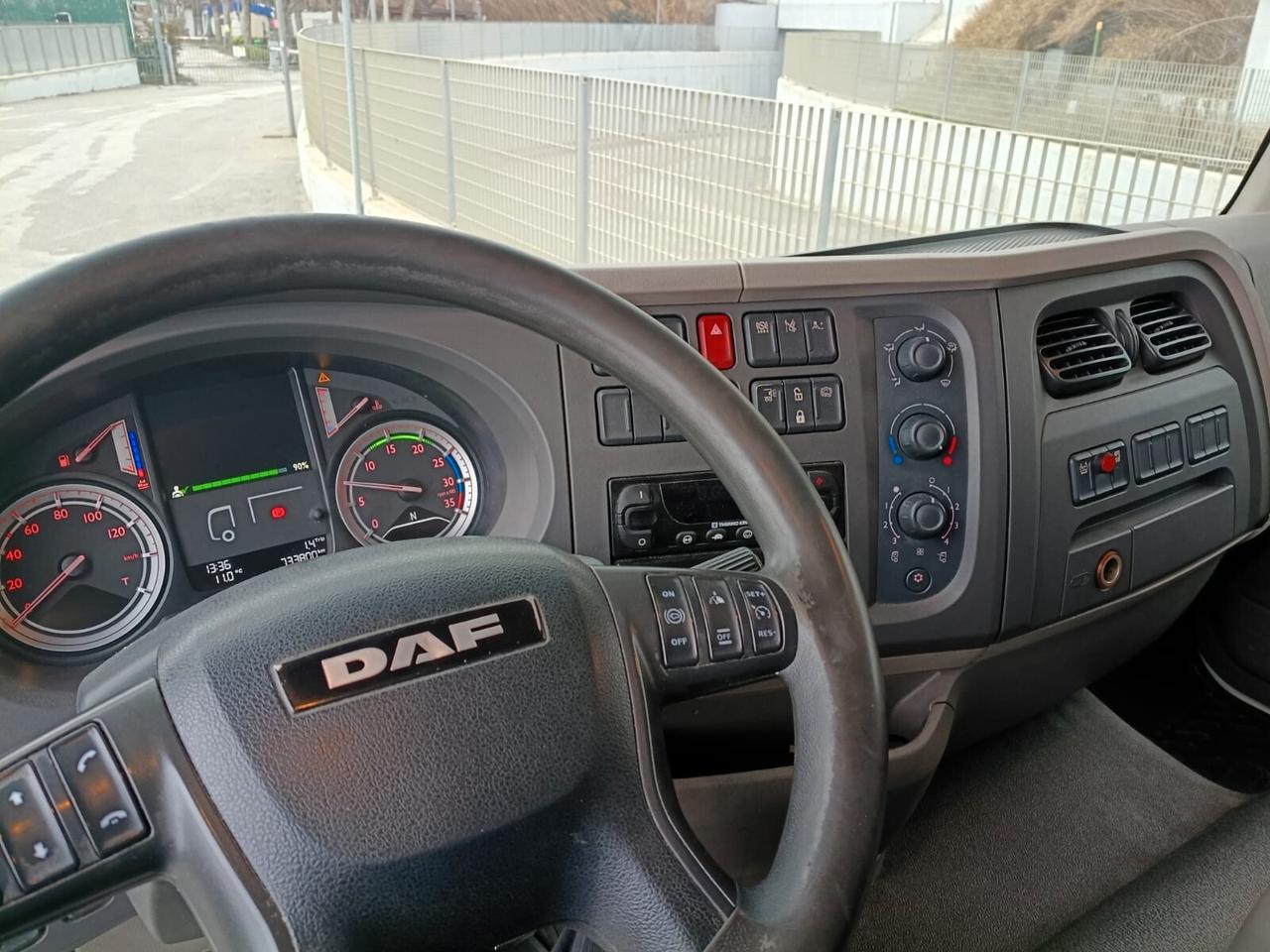 Autocarro Daf LF 55.310 18 tonnellate frigo 2016