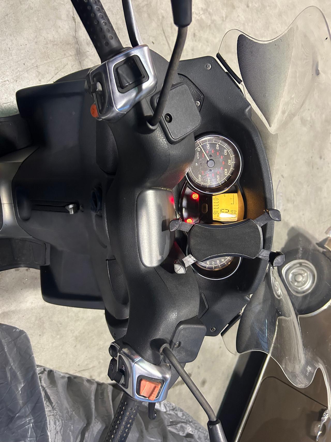 PIAGGIO MP3