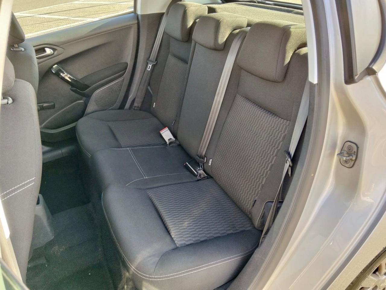 Peugeot 208 PureTech 82 5 porte Allure*Cerchi*Mirror Link*Euro 6