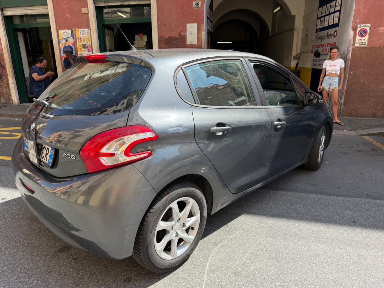Peugeot 208 1.2 VTi 82 CV 3 porte Allure