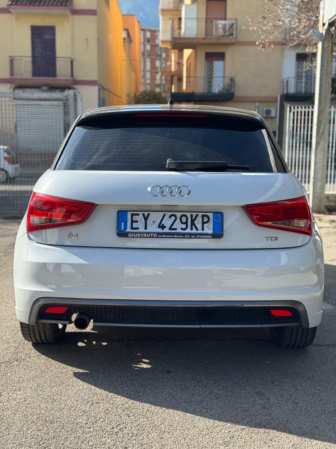 Audi A1 1.6 TDI S line edition plus