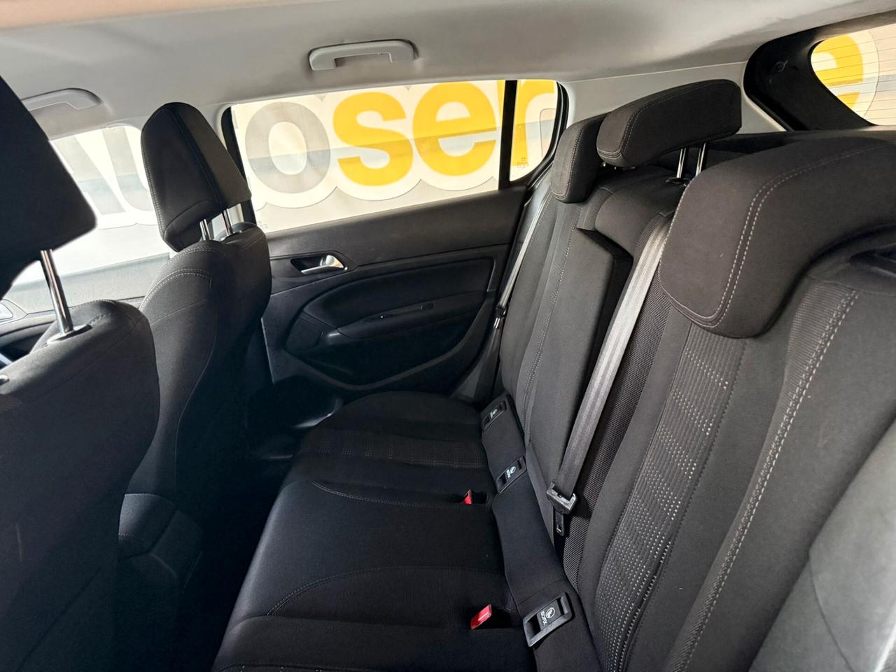 Peugeot 308 1.6 e-HDi 115 CV Stop&Start