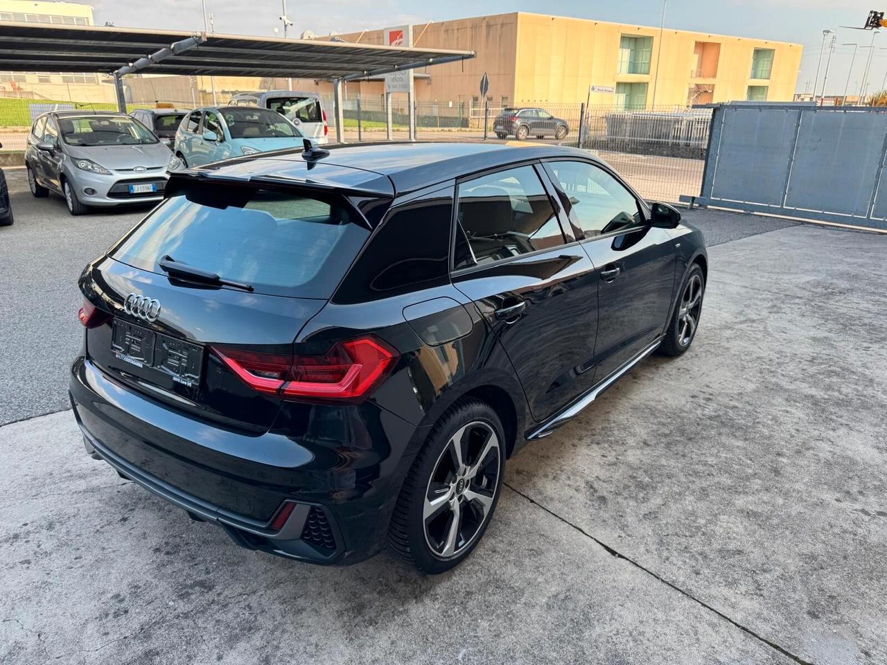 Audi A1 SPB 30 TFSI S tronic line edition