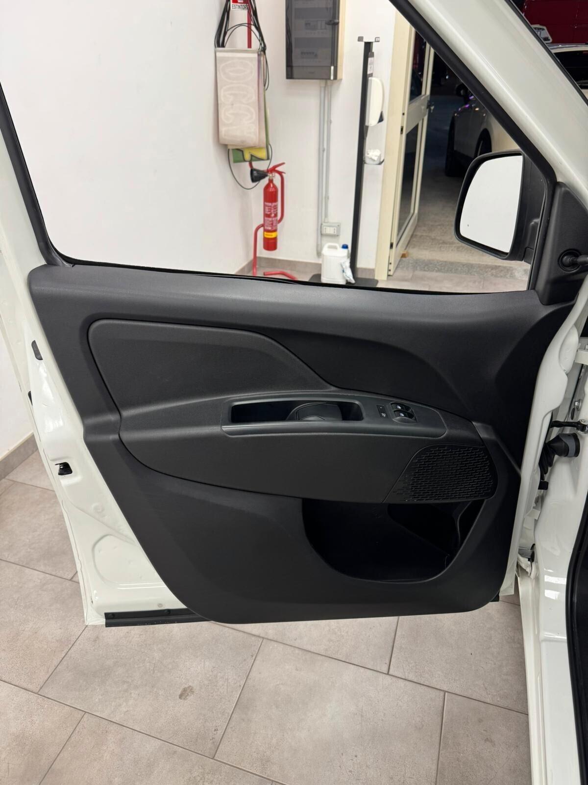 FIAT DOBLO 1.6 MJT LOUNGE