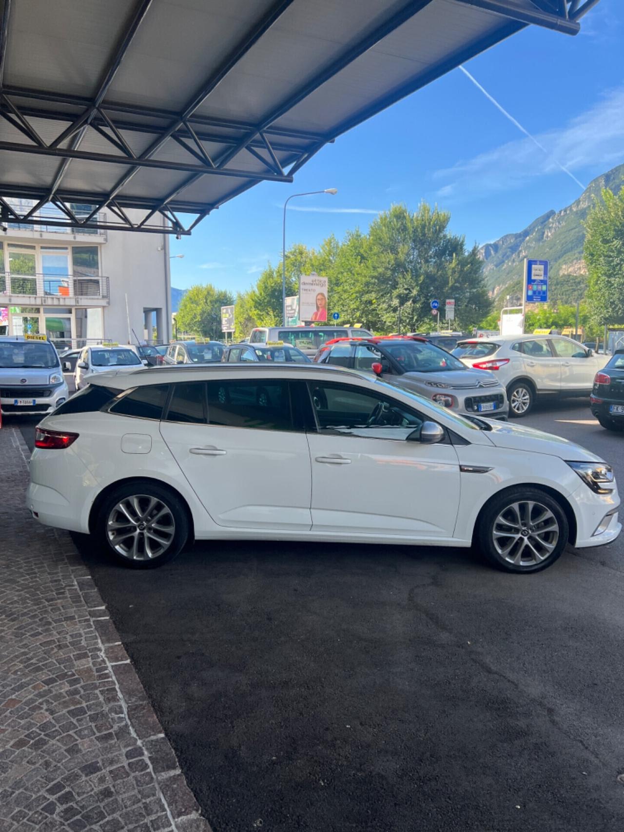 RENAULT MEGANE SW SPORTER dCi ENERGY GT-Line