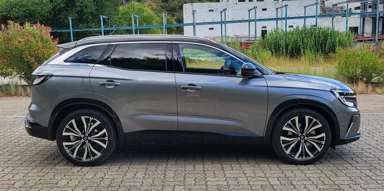 Renault Austral Full Hybrid E-Tech 200 CV Techno Allestimento ICONIC