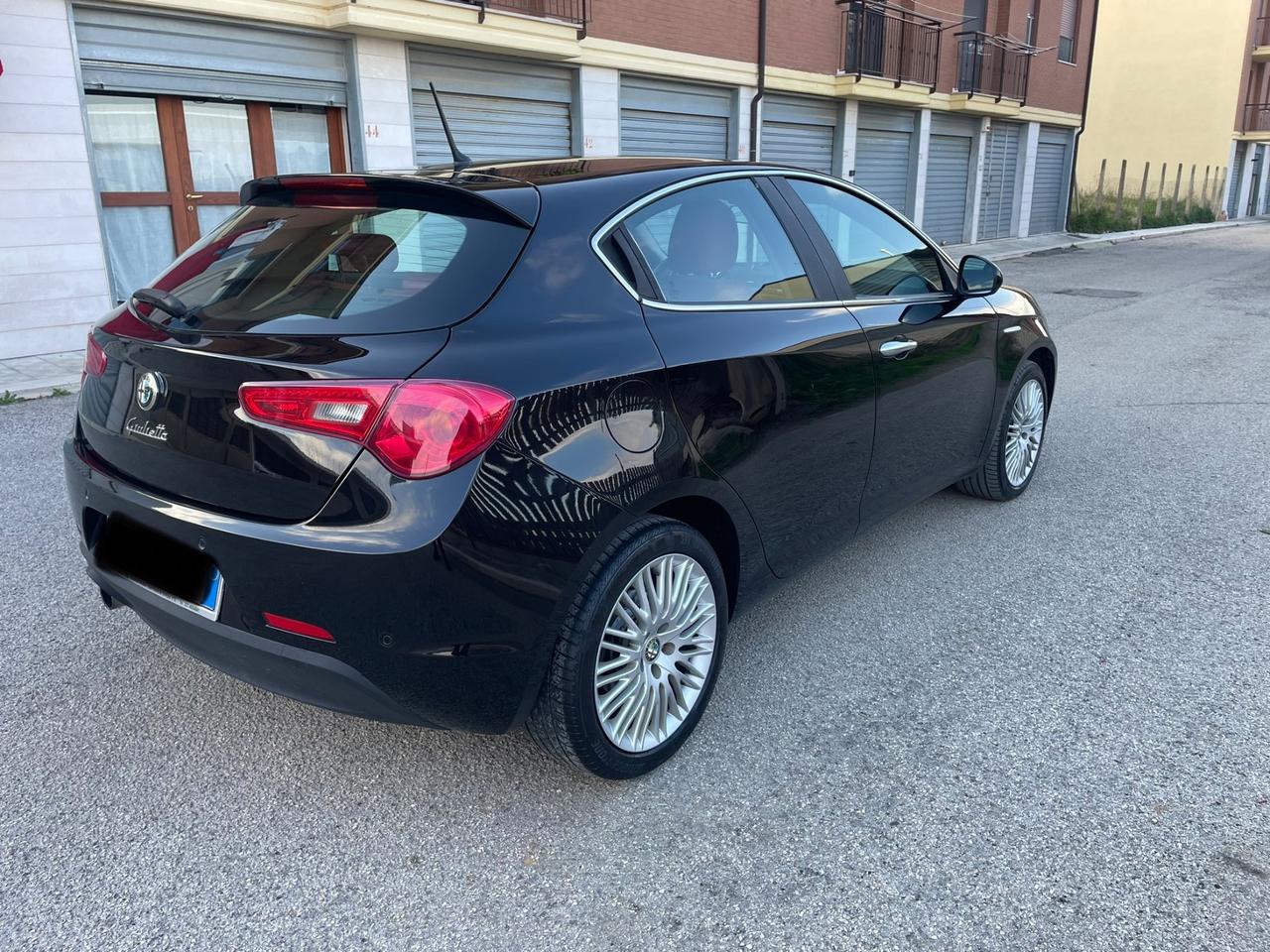Alfa Romeo Giulietta 1.6 JTDm-2 105 CV Exclusive