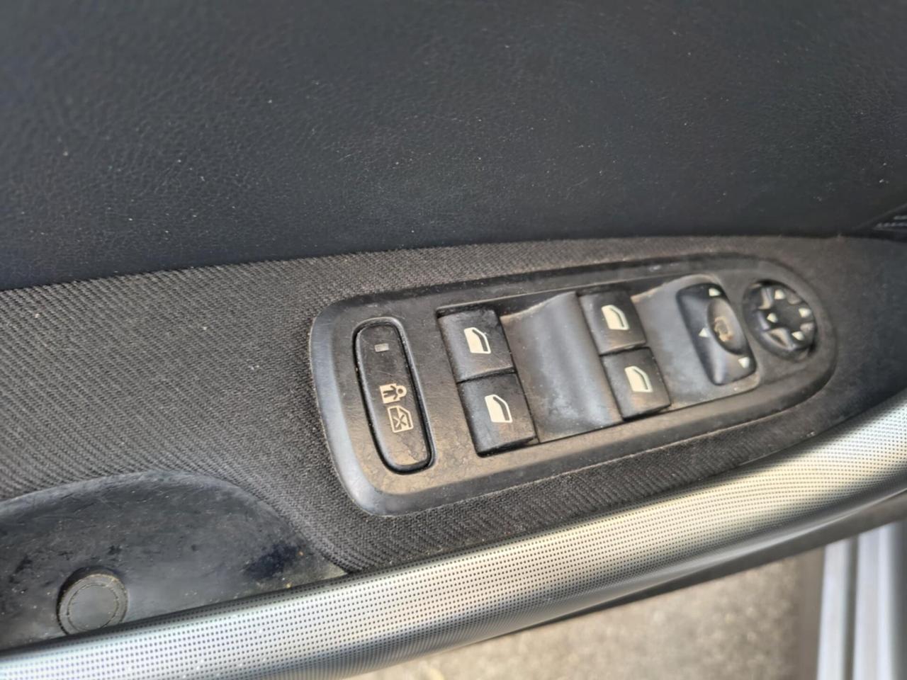 Peugeot 308 2.0 HDi 136CV 5p. Féline