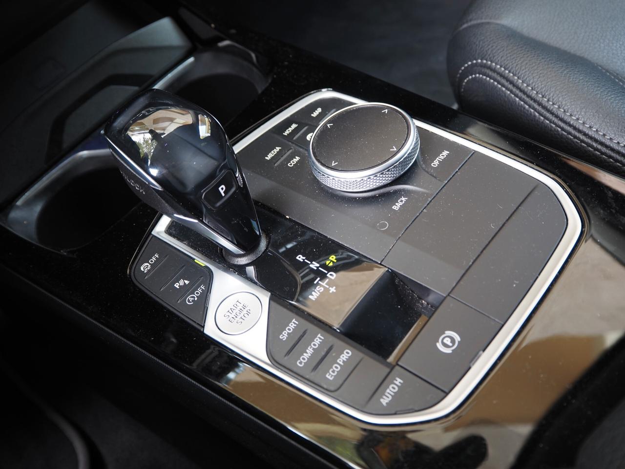 Bmw 118d 5p. Luxury autom