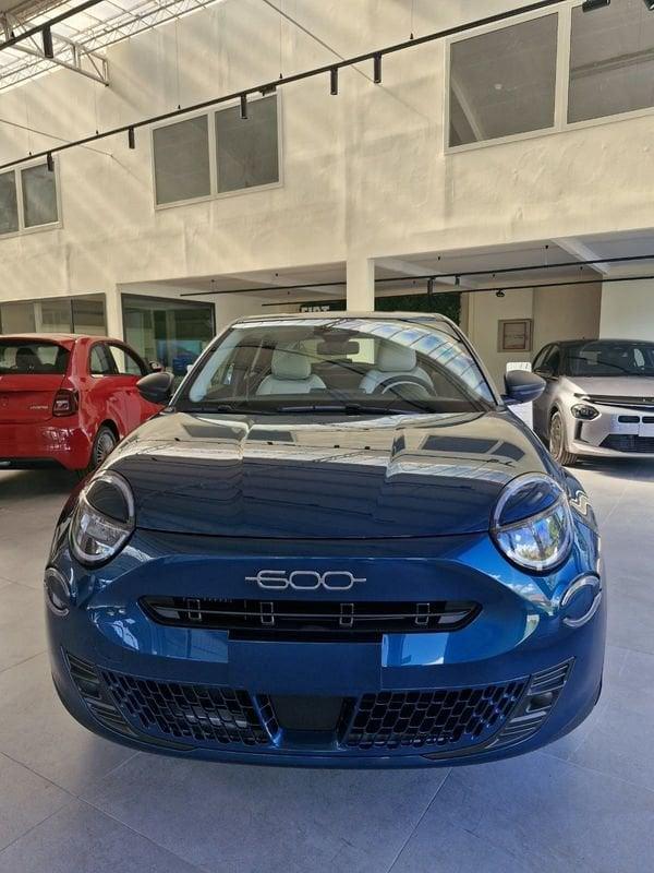 FIAT 600 1.2 Hybrid 110cv Icon