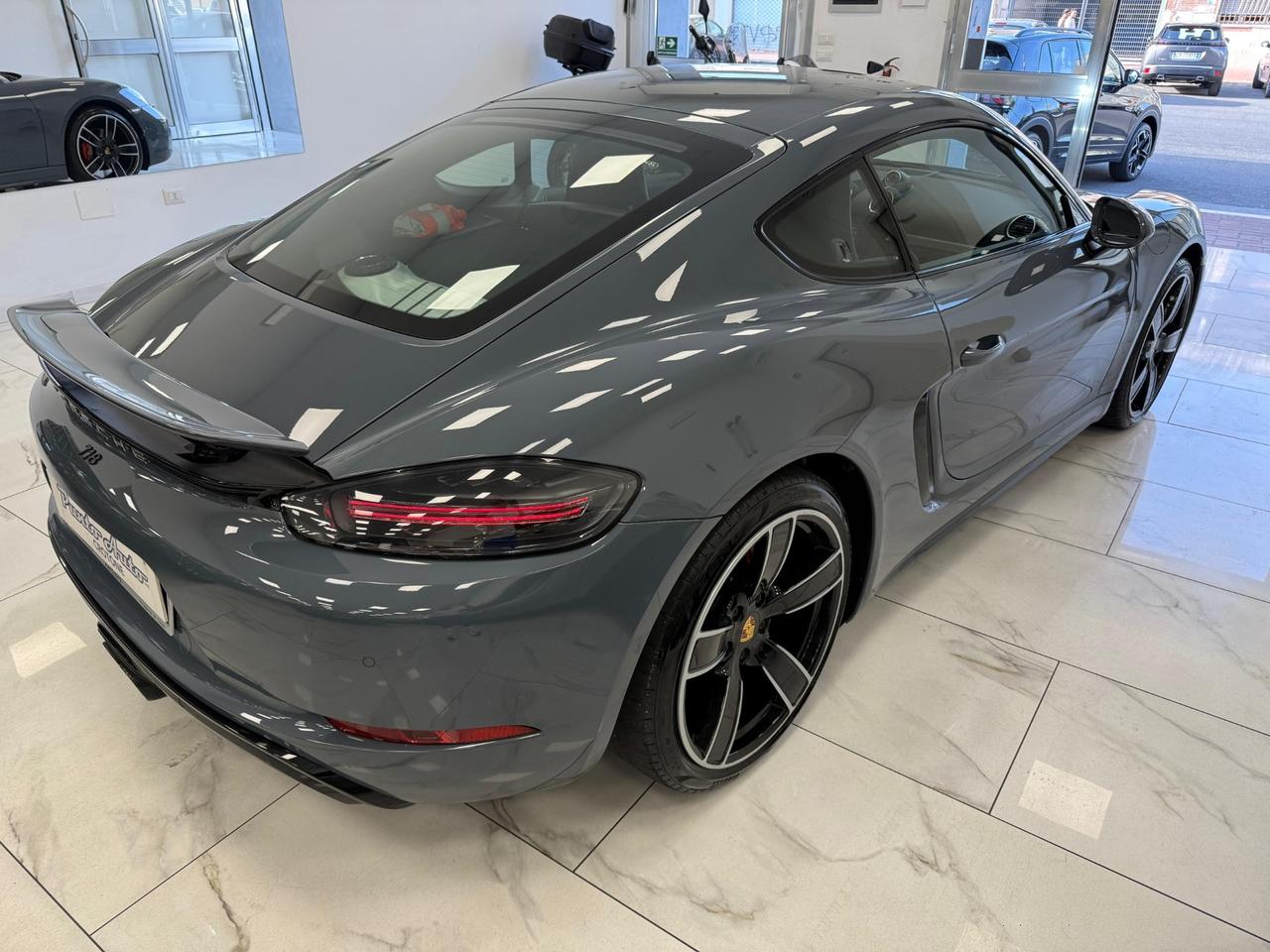 PORSCHE 718 CAYMAN 2.0 300 CV