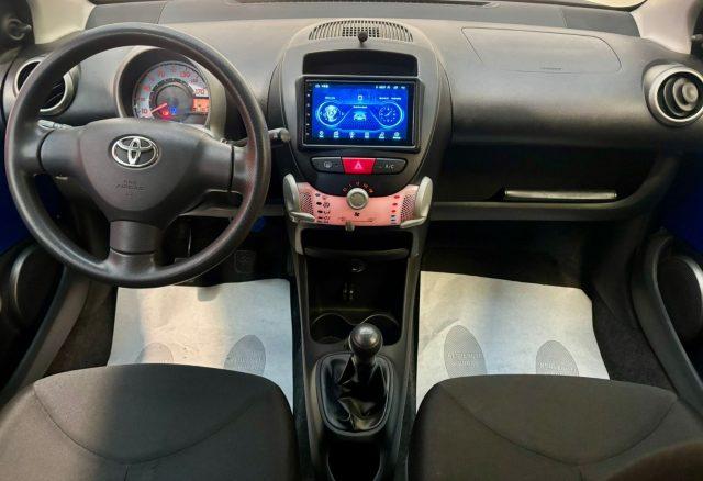 TOYOTA Aygo 1.0 12V VVT-i 3 porte Active Connect *NEOPATENTATI