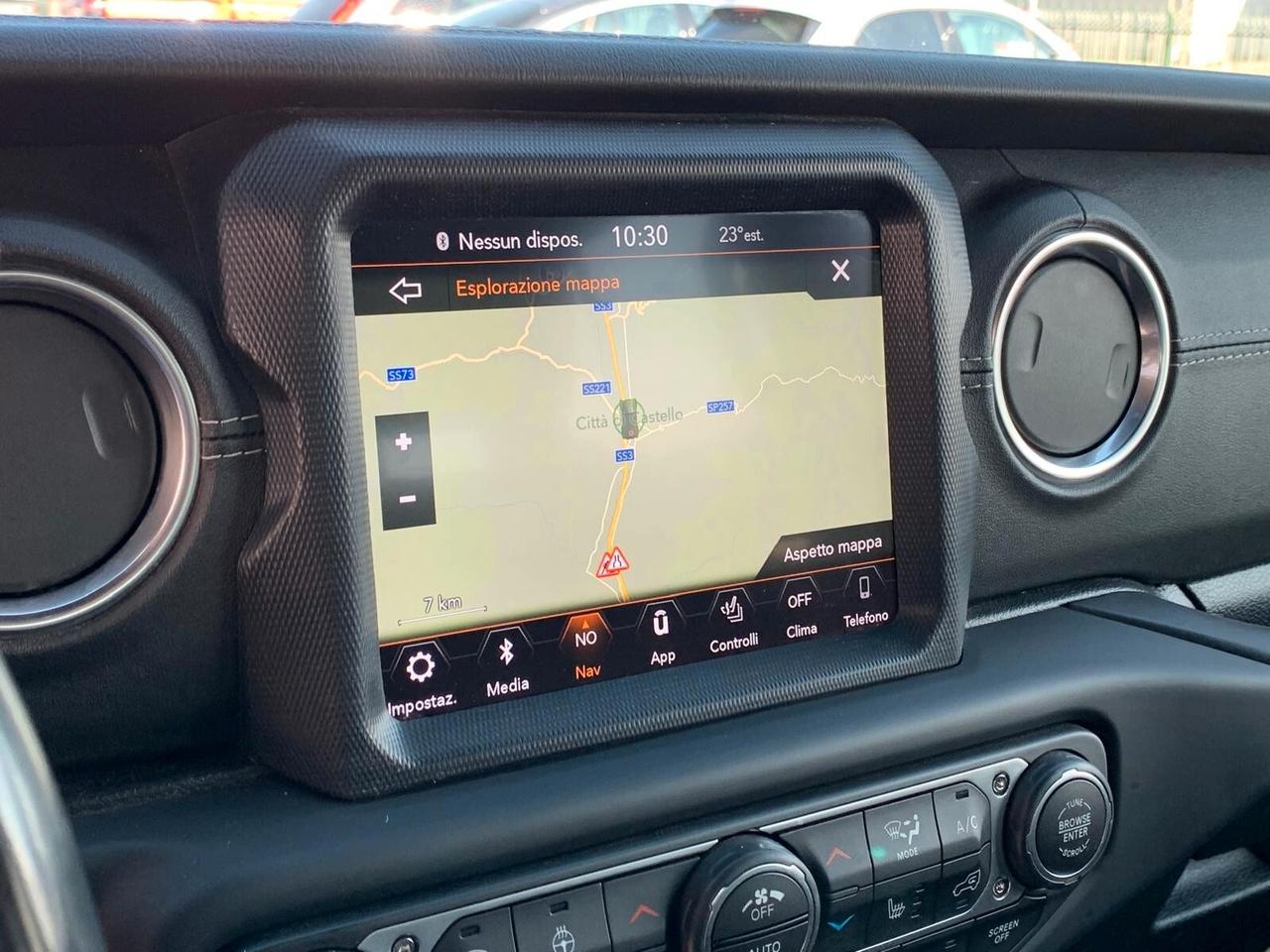 Jeep Wrangler Unlimited 2.2 Mjt II Sahara sky one-touch