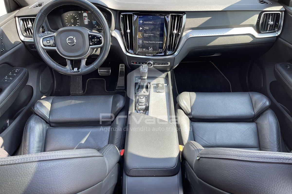 VOLVO V60 D4 Geartronic R-design