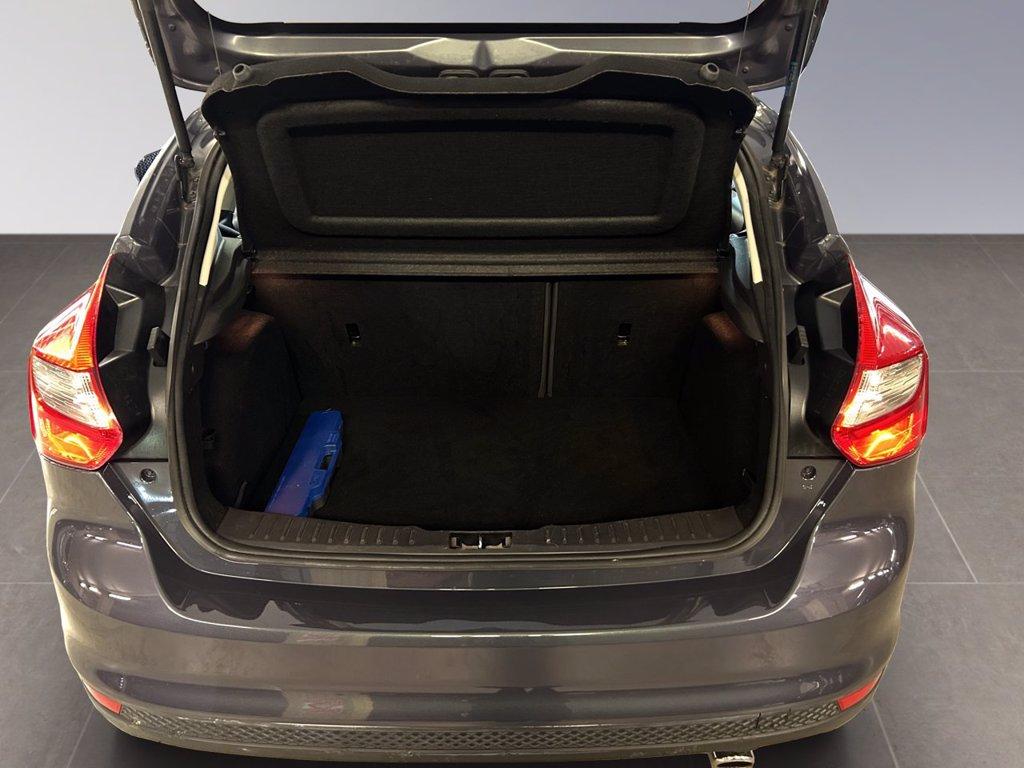 FORD Focus Titanium 5 porte del 2011