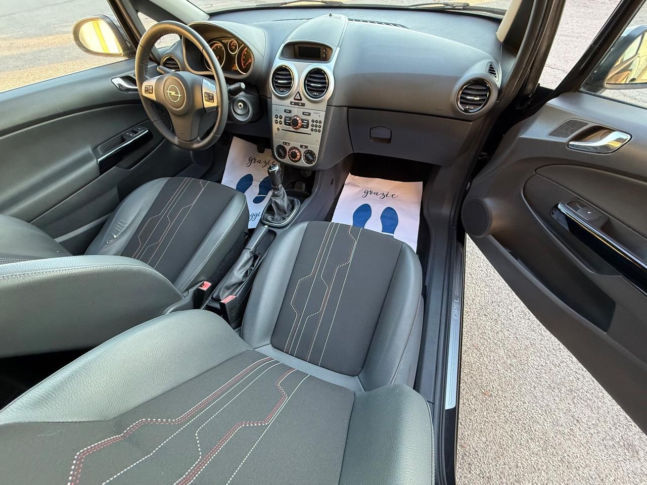 Opel Corsa 1.2 Benzina- Neopatentati